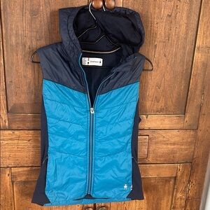 Women’s smart loft 60 hoodie vest